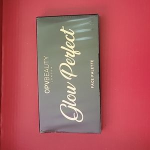 Glow Perfect face palette